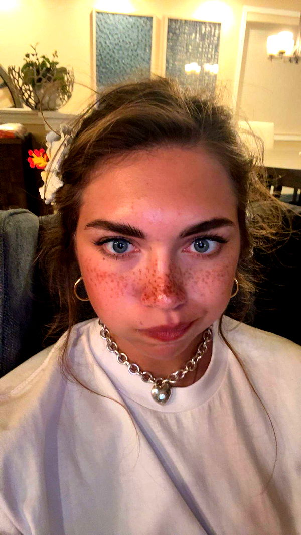 realhaylujan image ~ Altpins