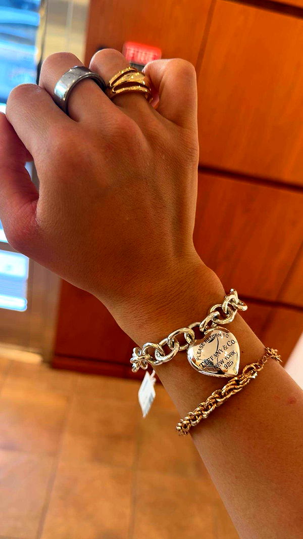 realhaylujan image ~ Altpins