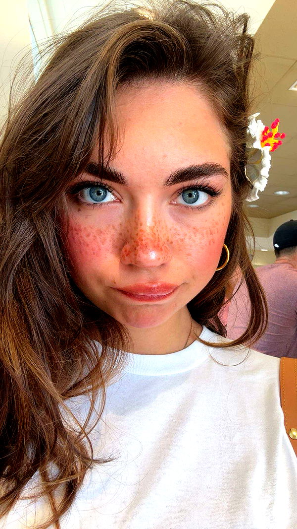 realhaylujan image ~ Altpins