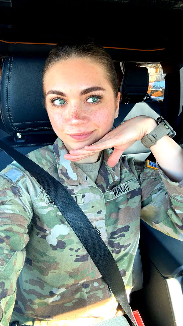 realhaylujan image ~ Altpins