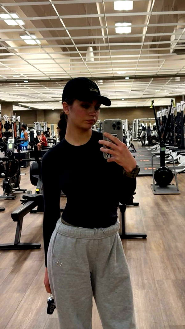 realhaylujan image ~ Altpins