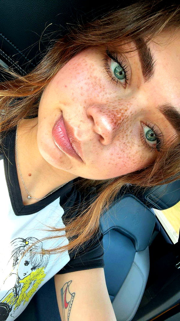 realhaylujan image ~ Altpins