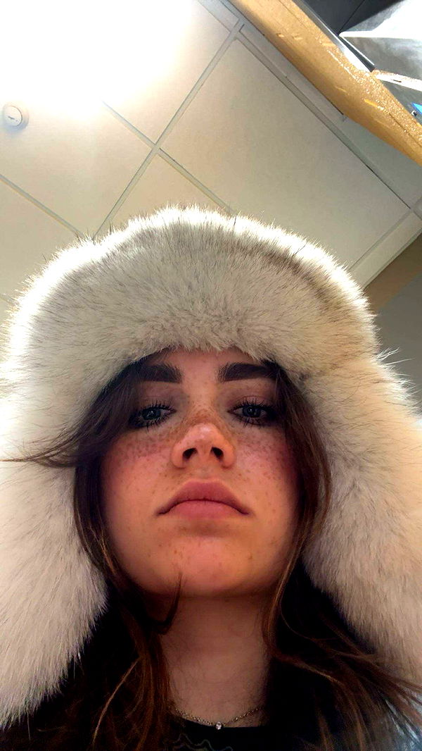 realhaylujan image ~ Altpins