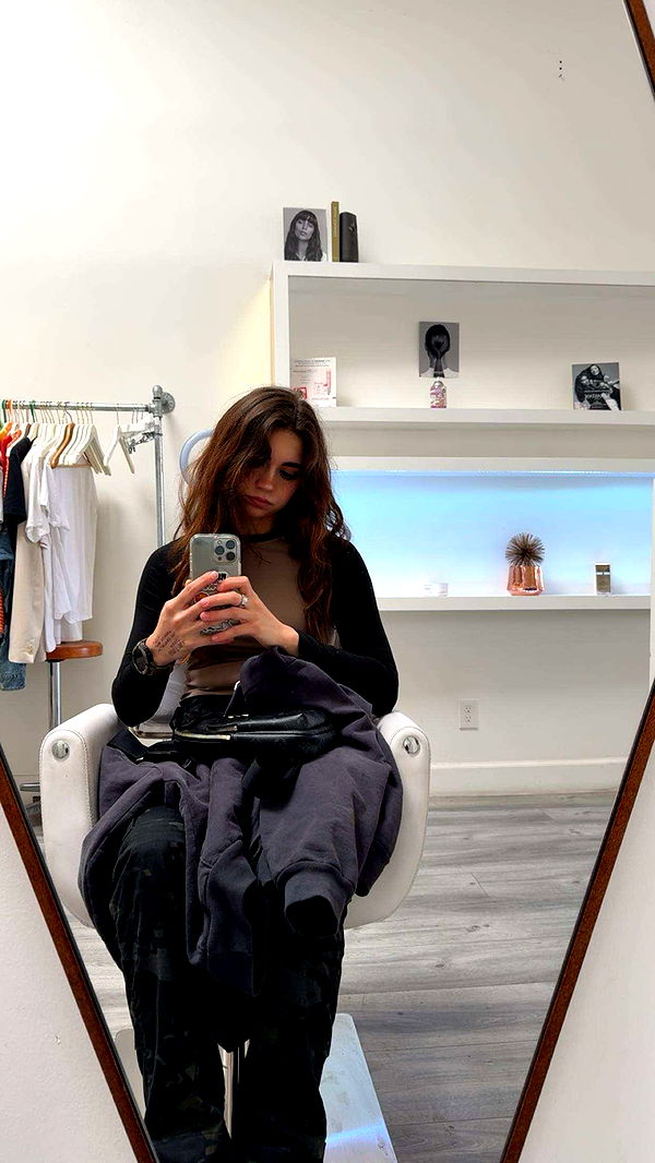 realhaylujan image ~ Altpins