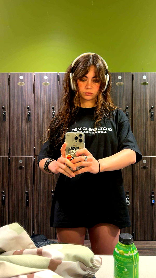 realhaylujan image ~ Altpins