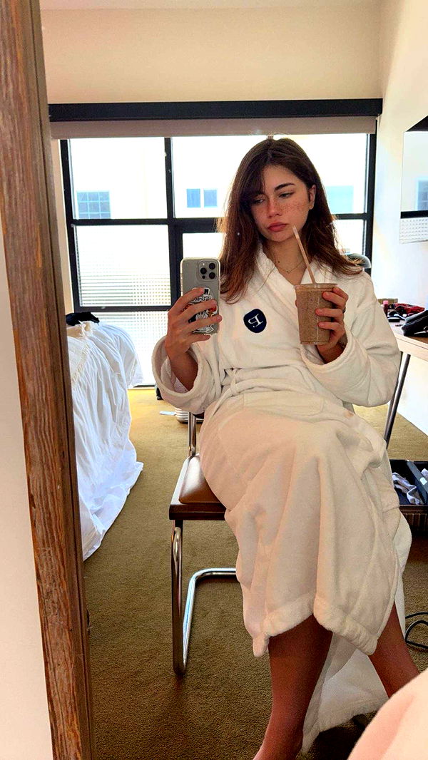 realhaylujan image ~ Altpins