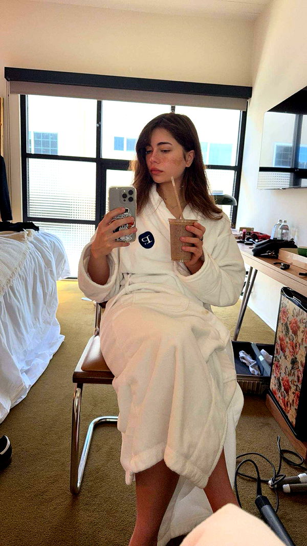 realhaylujan image ~ Altpins