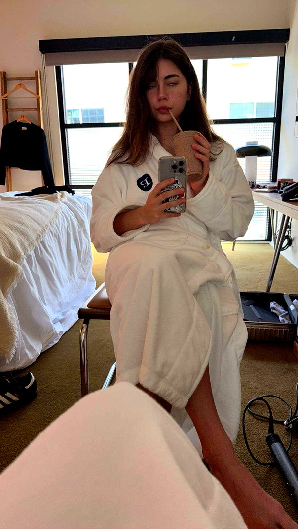 realhaylujan image ~ Altpins