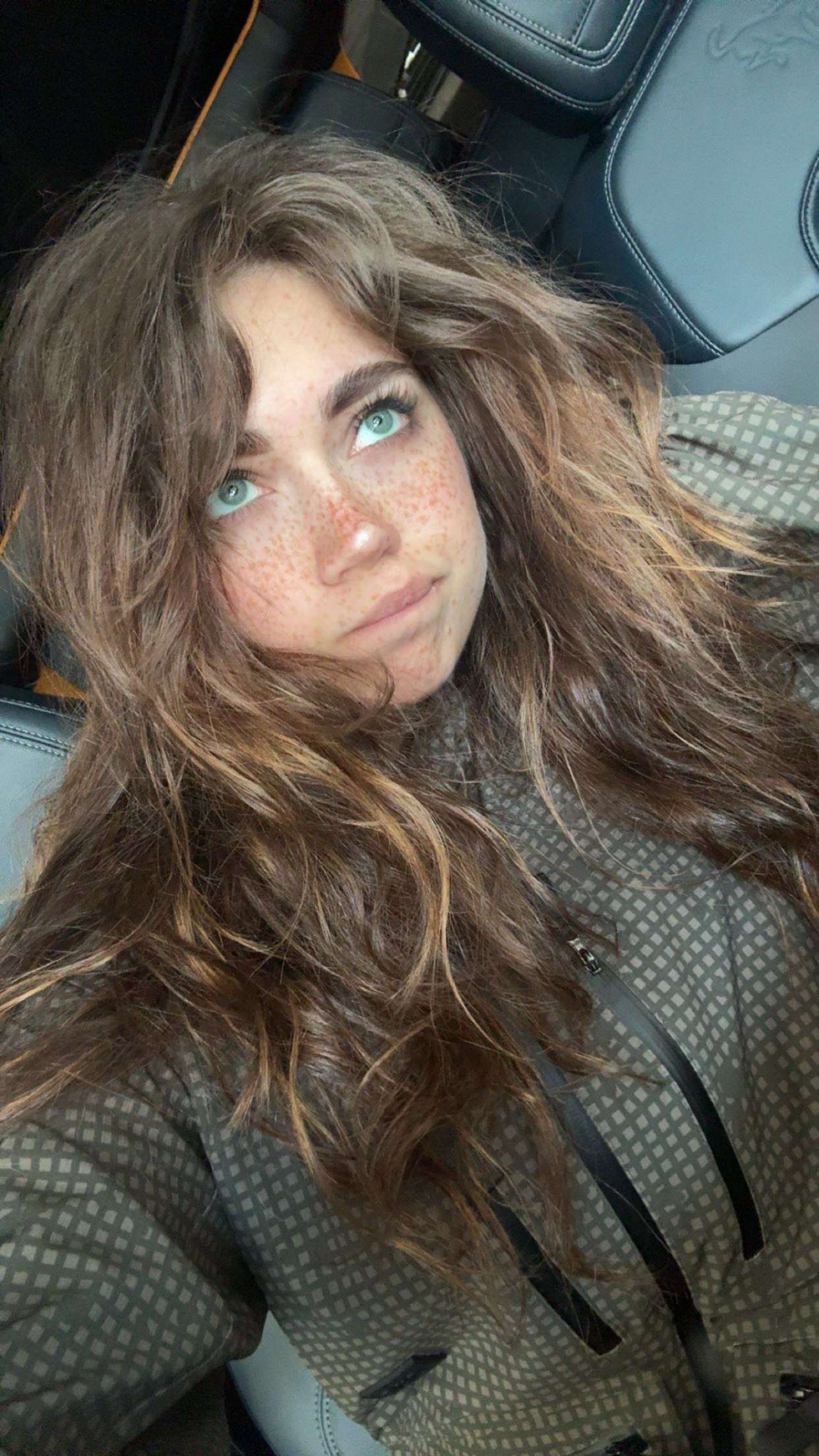 realhaylujan snapchat image archive image