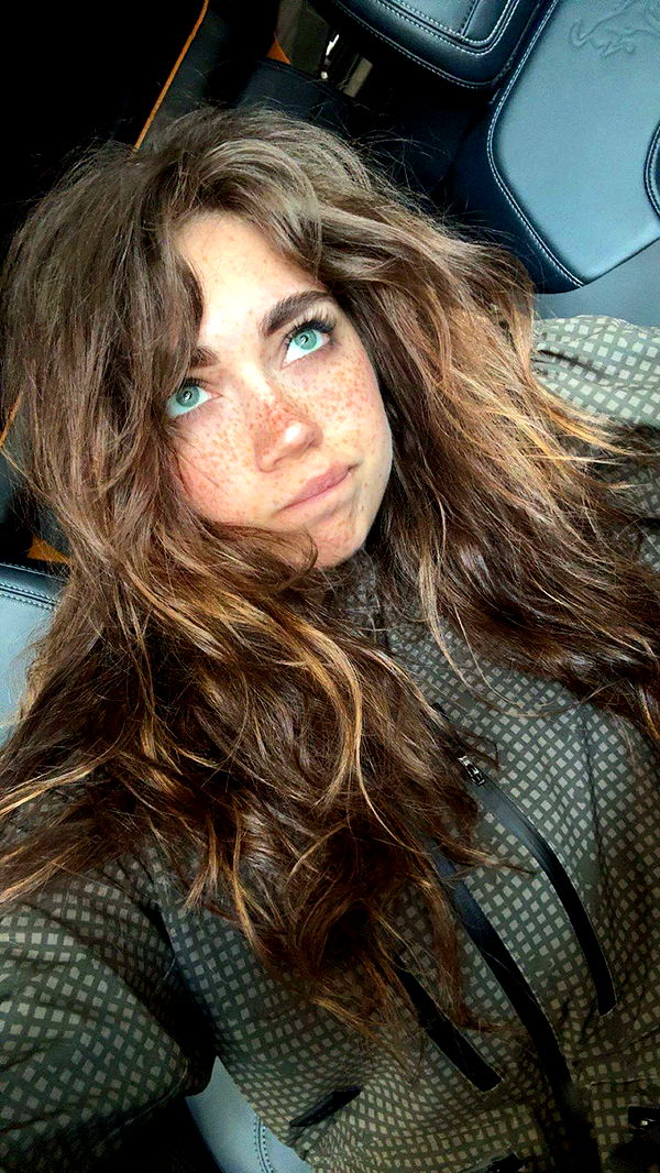 realhaylujan image ~ Altpins