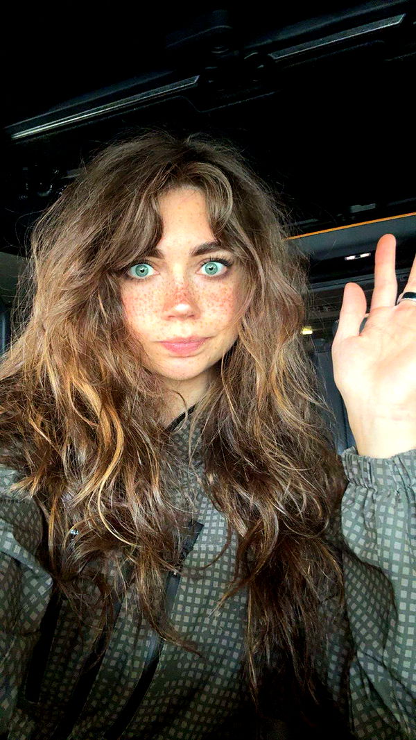 realhaylujan image ~ Altpins