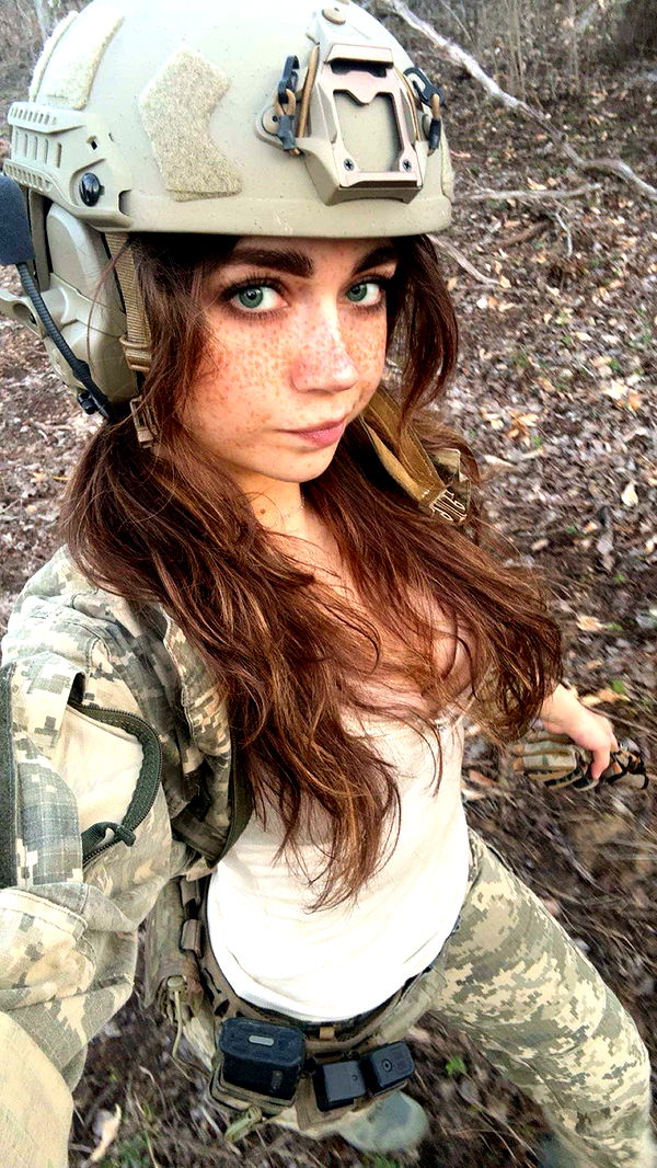 realhaylujan image ~ Altpins