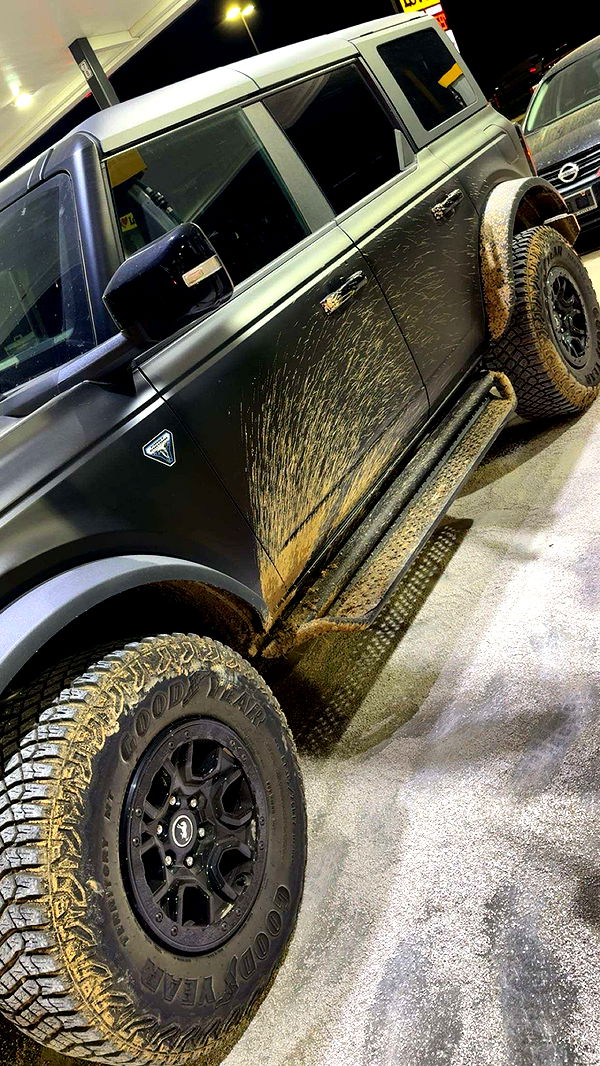 realhaylujan image ~ Altpins