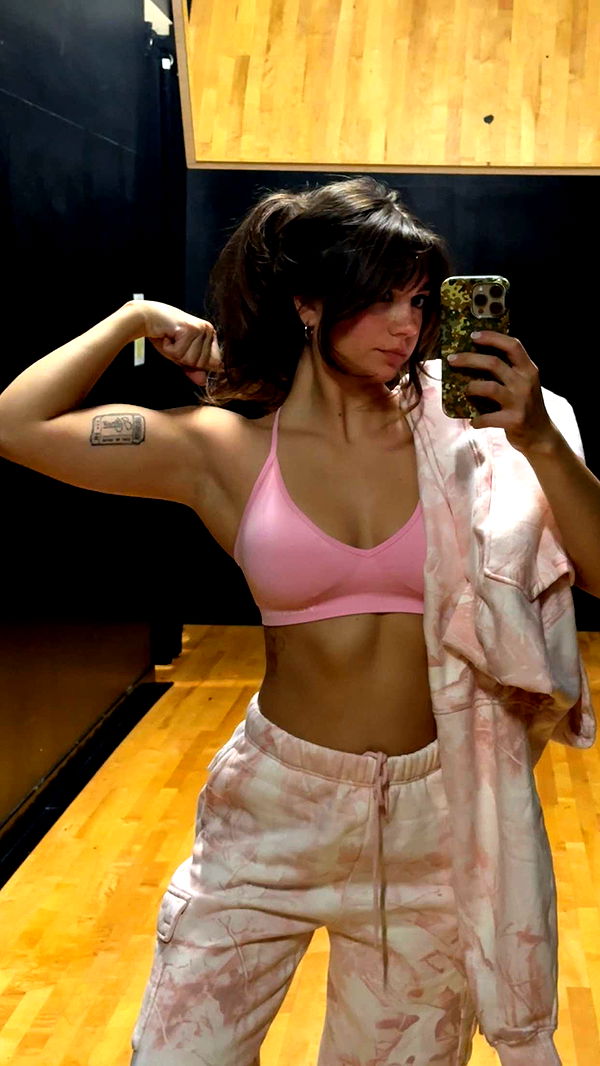 realhaylujan image ~ Altpins