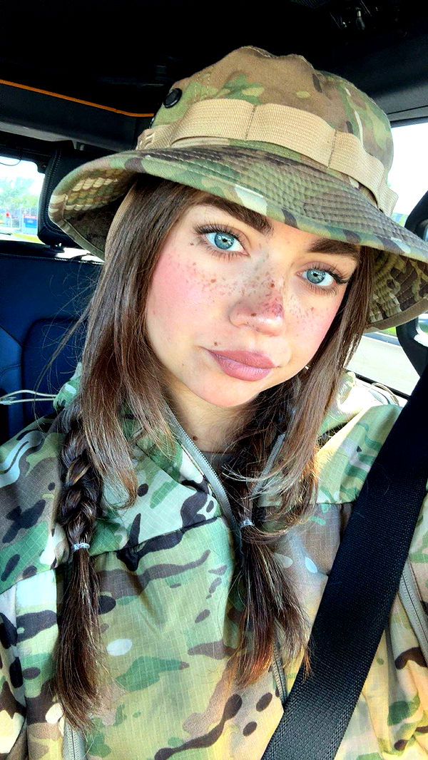 realhaylujan image ~ Altpins