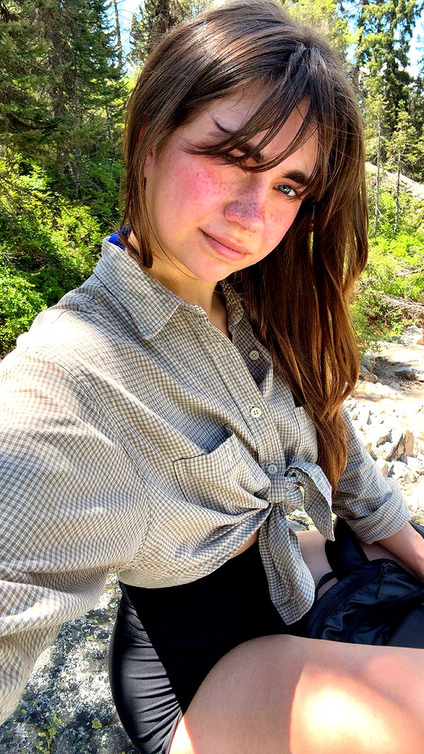 realhaylujan image ~ Altpins