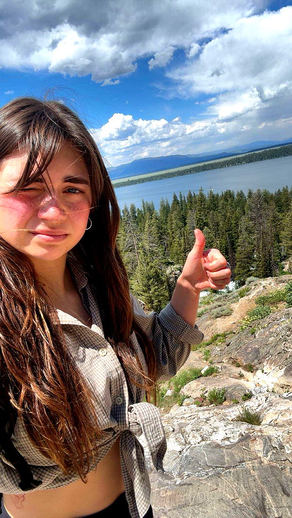 realhaylujan image ~ Altpins