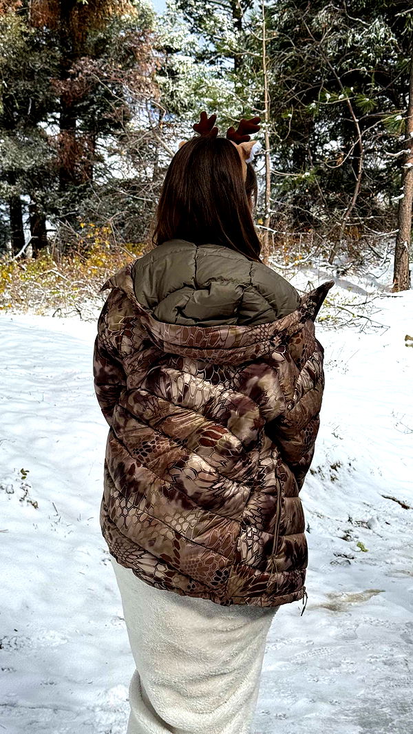 realhaylujan image ~ Altpins