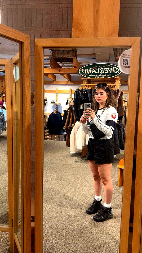 realhaylujan image ~ Altpins