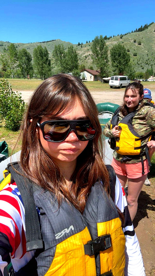 realhaylujan image ~ Altpins