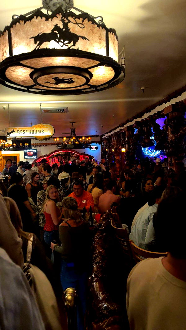 realhaylujan image ~ Altpins