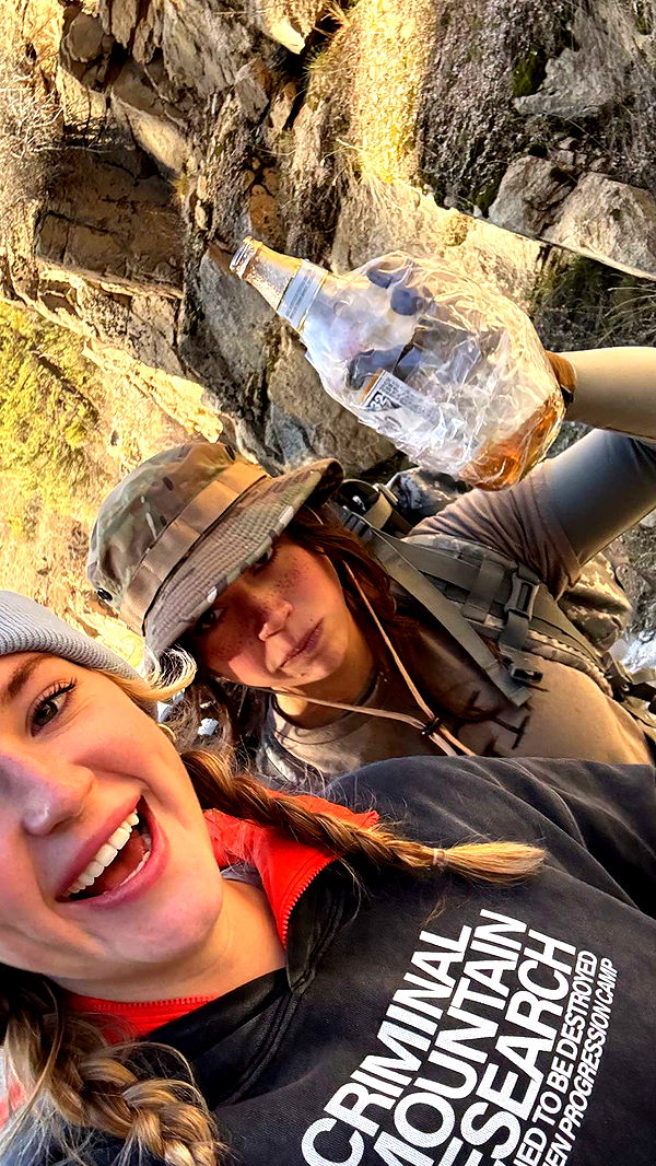 realhaylujan image ~ Altpins