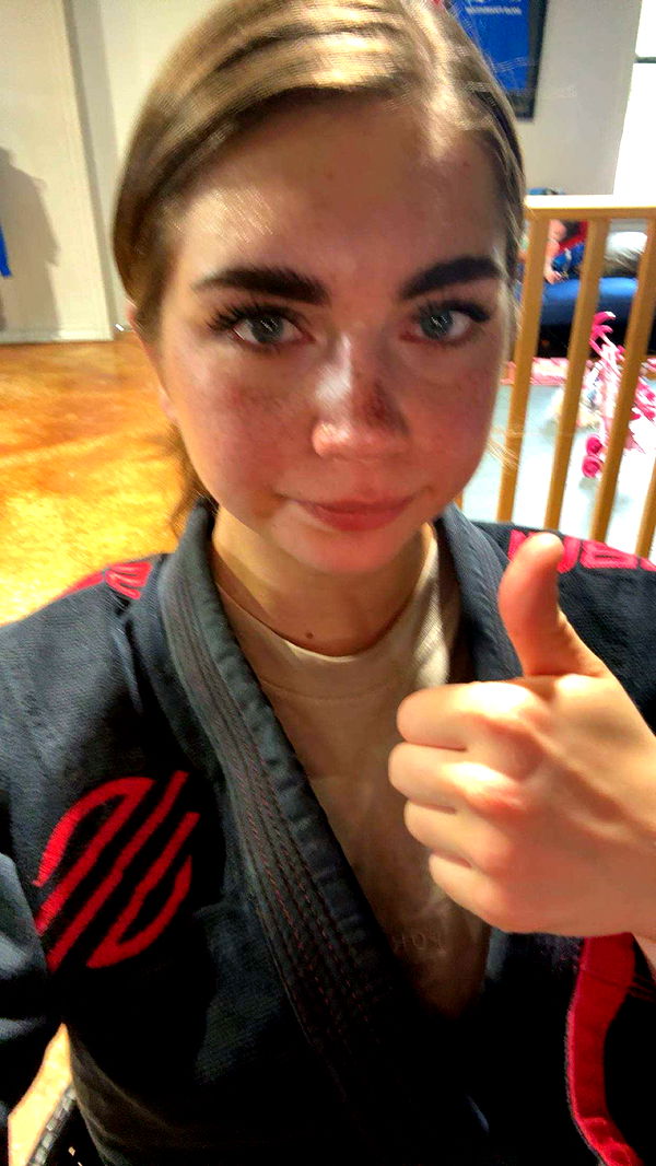 realhaylujan image ~ Altpins