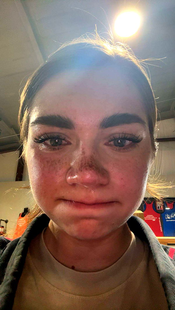 realhaylujan image ~ Altpins