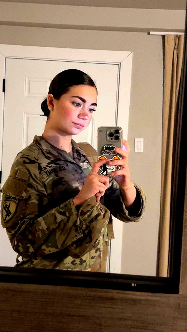 realhaylujan image ~ Altpins