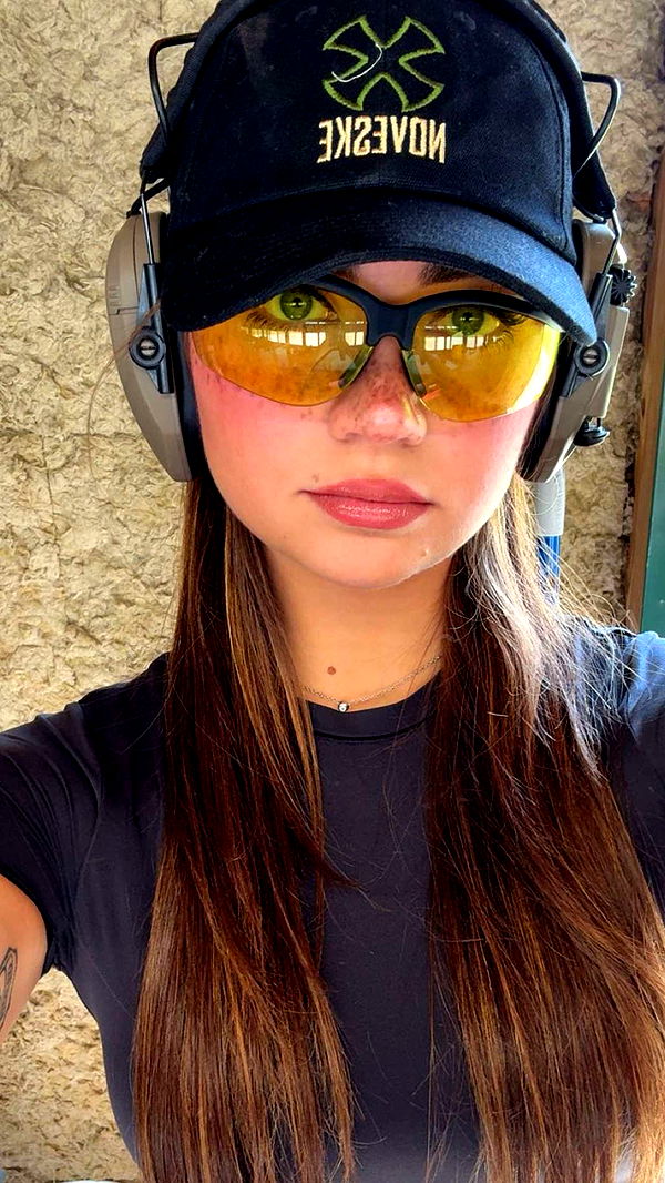 realhaylujan image ~ Altpins