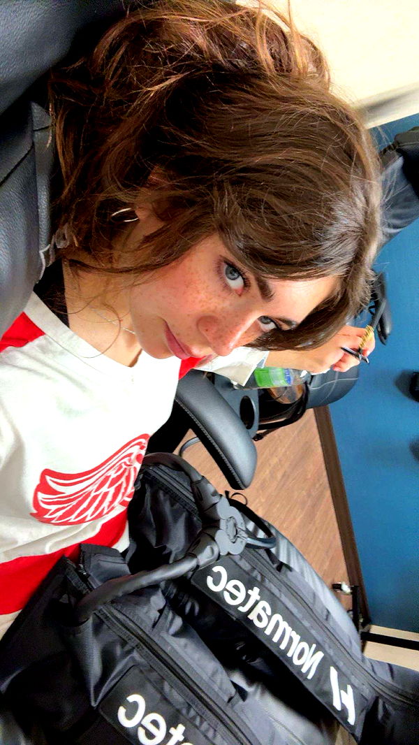 realhaylujan image ~ Altpins