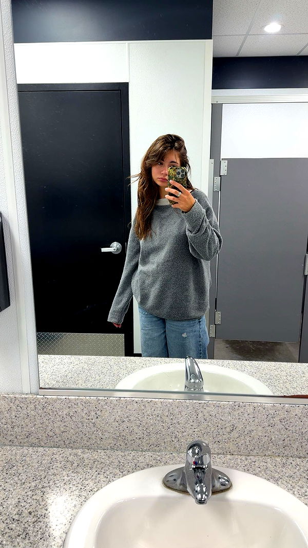 realhaylujan image ~ Altpins