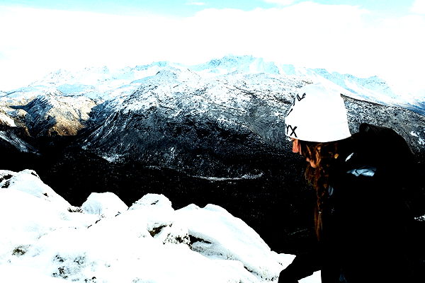 realhaylujan image ~ Altpins