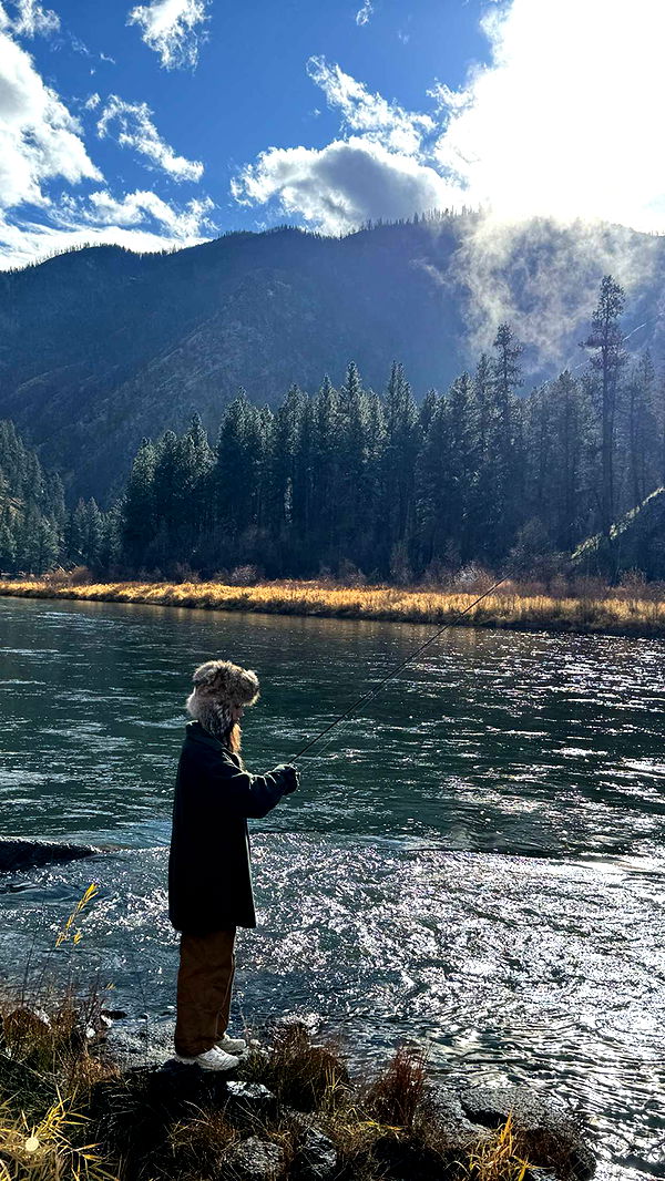 realhaylujan image ~ Altpins