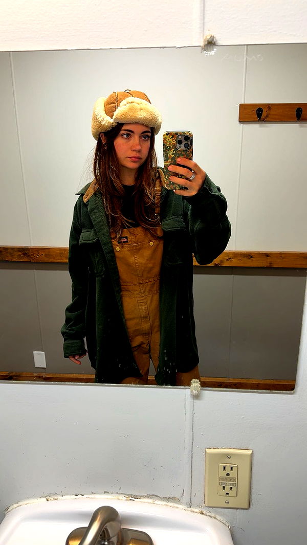 realhaylujan image ~ Altpins