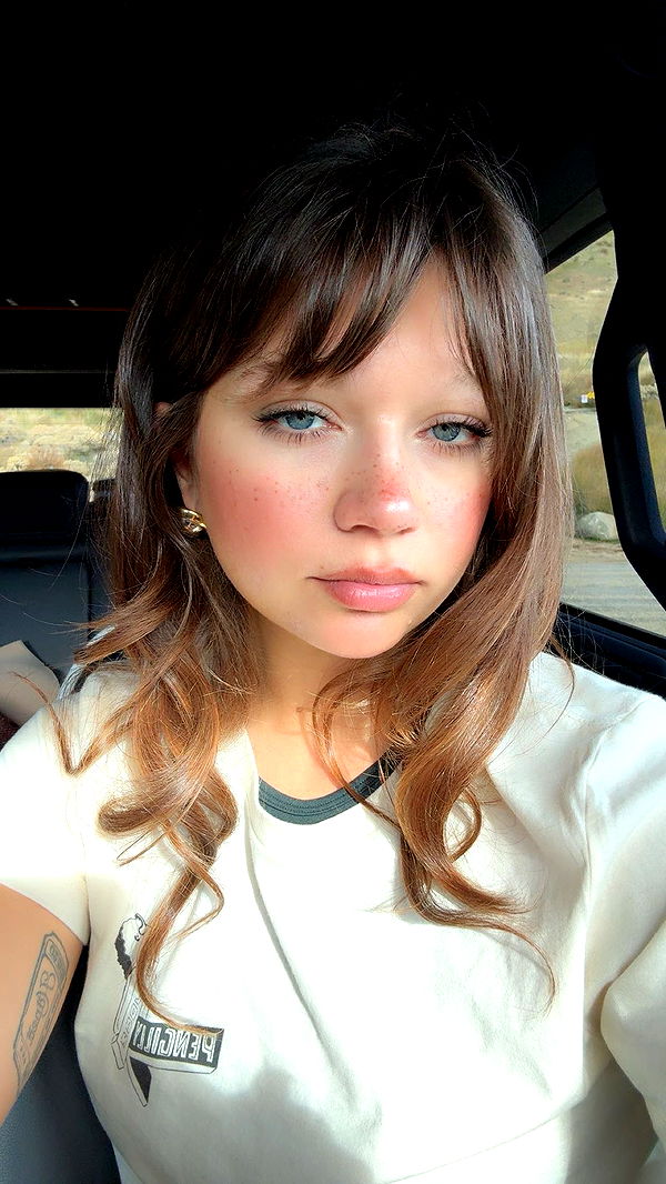 realhaylujan image ~ Altpins