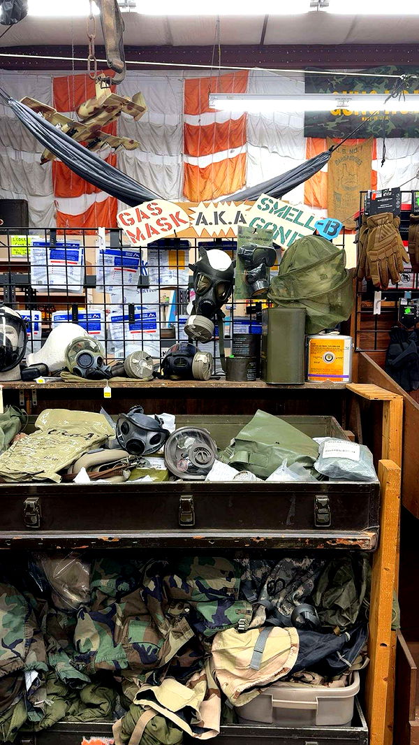 realhaylujan image ~ Altpins