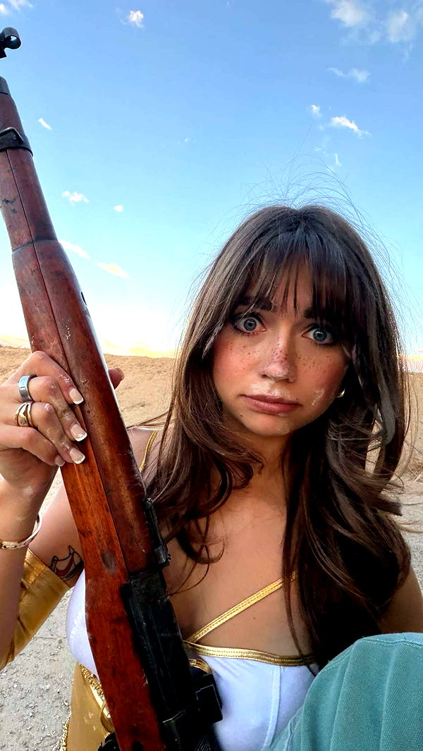 realhaylujan image ~ Altpins