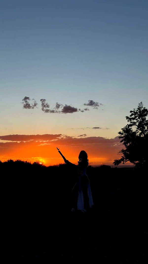 realhaylujan image ~ Altpins