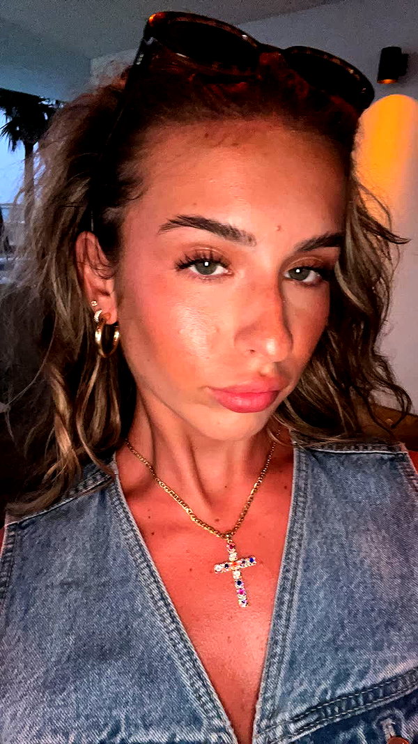 rileysaurage snapchat image archive image