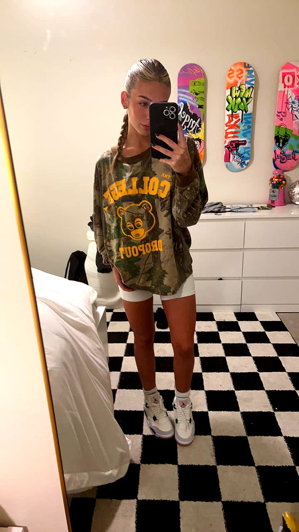 rileysaurage snapchat image archive image