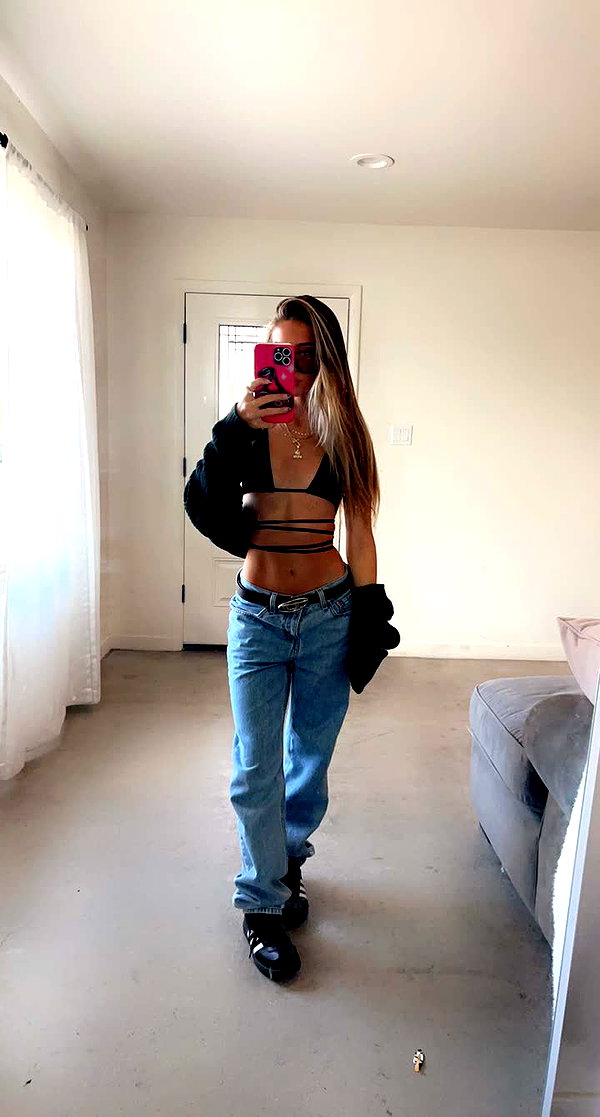 rileysaurage snapchat image archive image