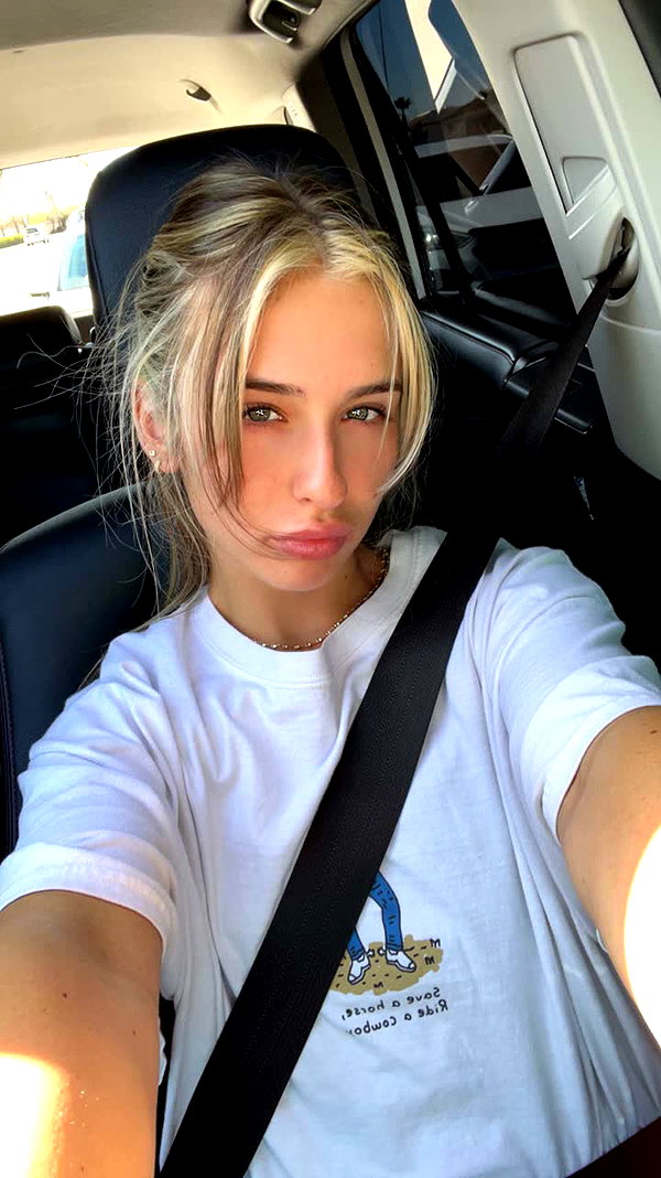 rileysaurage snapchat image archive image