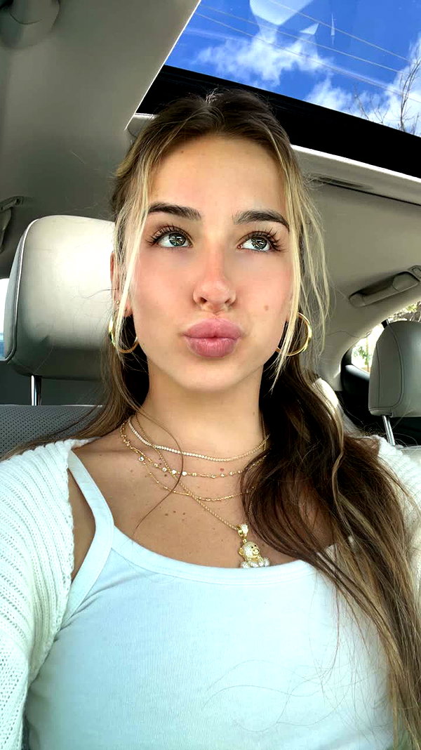 rileysaurage snapchat image archive image