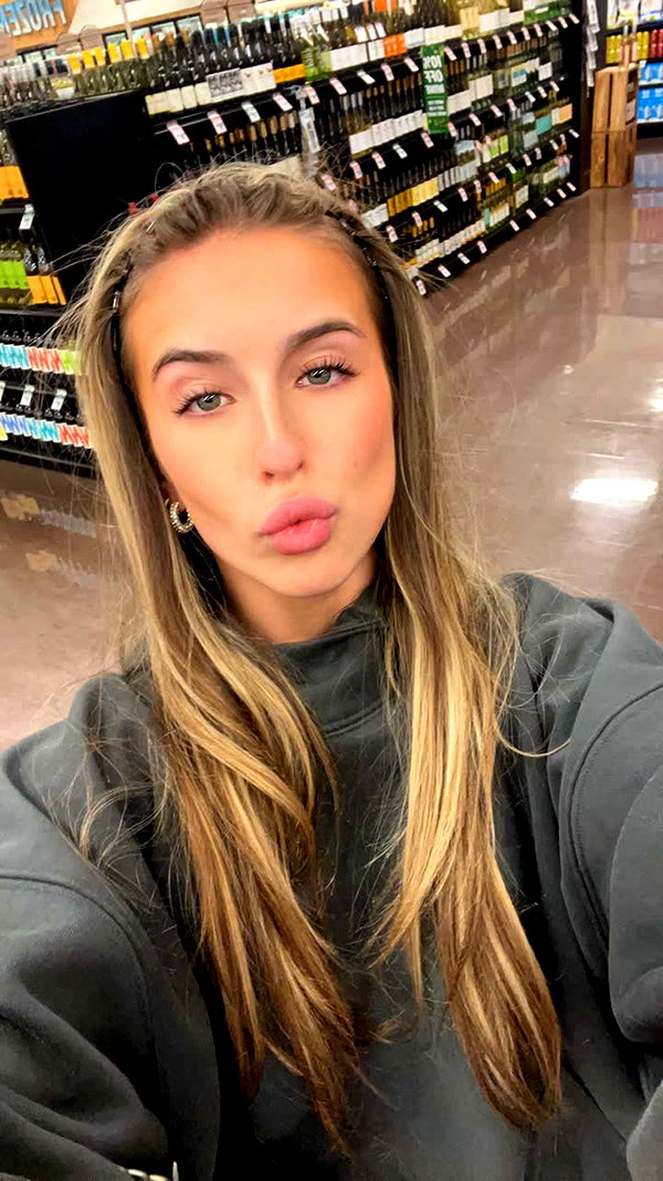 rileysaurage snapchat image archive image