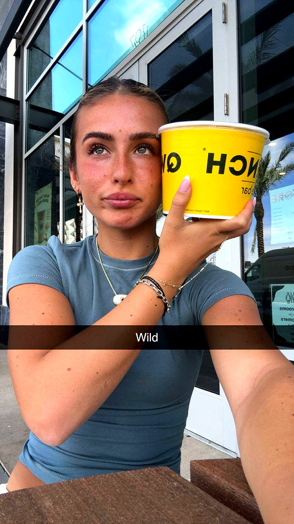 rileysaurage snapchat image archive image