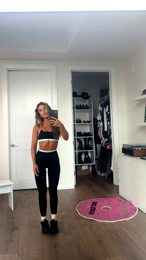 rileysaurage snapchat image archive image