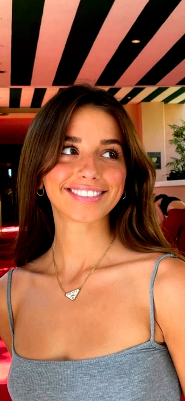 sadie.mckenna image ~ Altpins