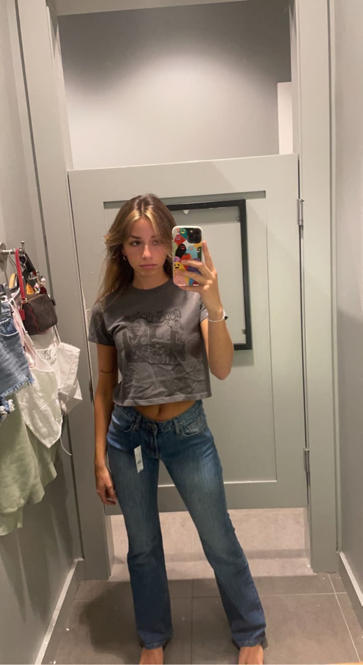 sadie.mckenna snapchat image archive image