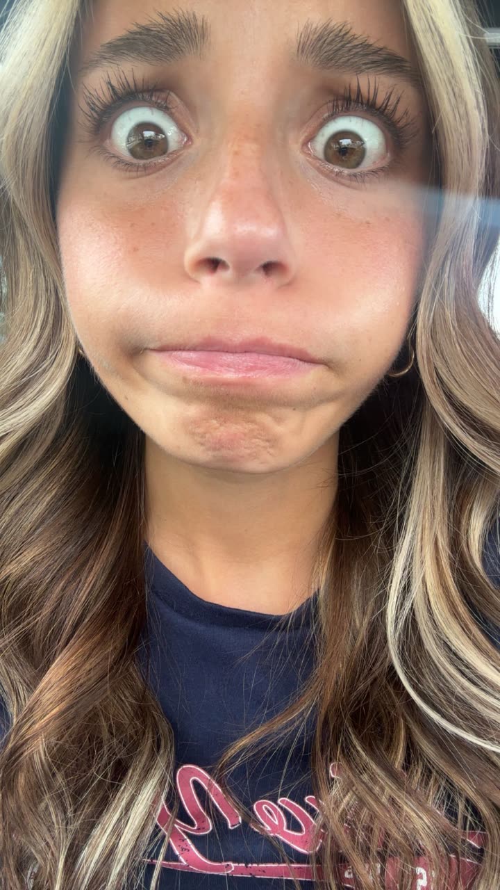 sadie.mckenna snapchat image archive image